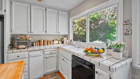 20 Carob Way Novato CA 94945