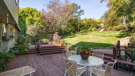 20 Carob Way Novato CA 94945