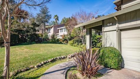 20 Carob Way Novato CA 94945