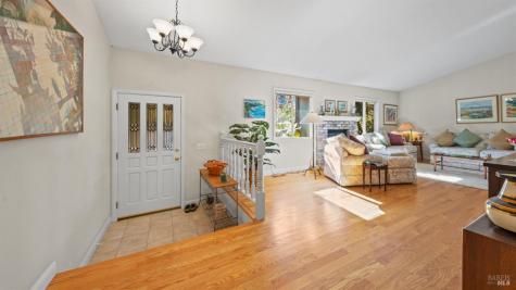 20 Carob Way Novato CA 94945