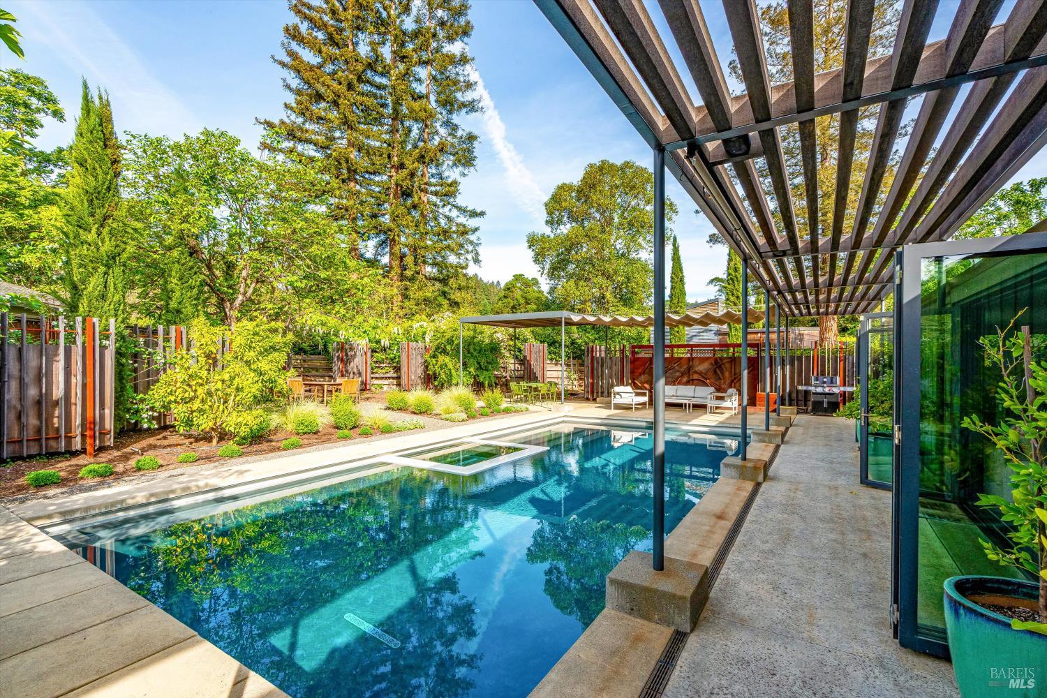 1843 Spring Mountain Court St. Helena CA 94574