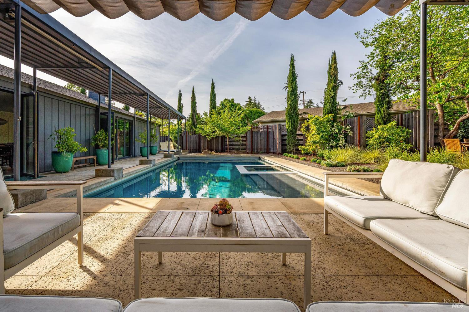 1843 Spring Mountain Court St. Helena CA 94574