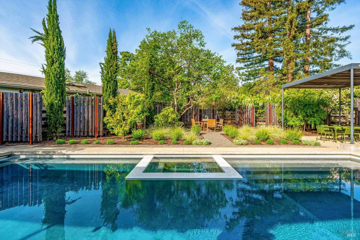 1843 Spring Mountain Court St. Helena CA 94574