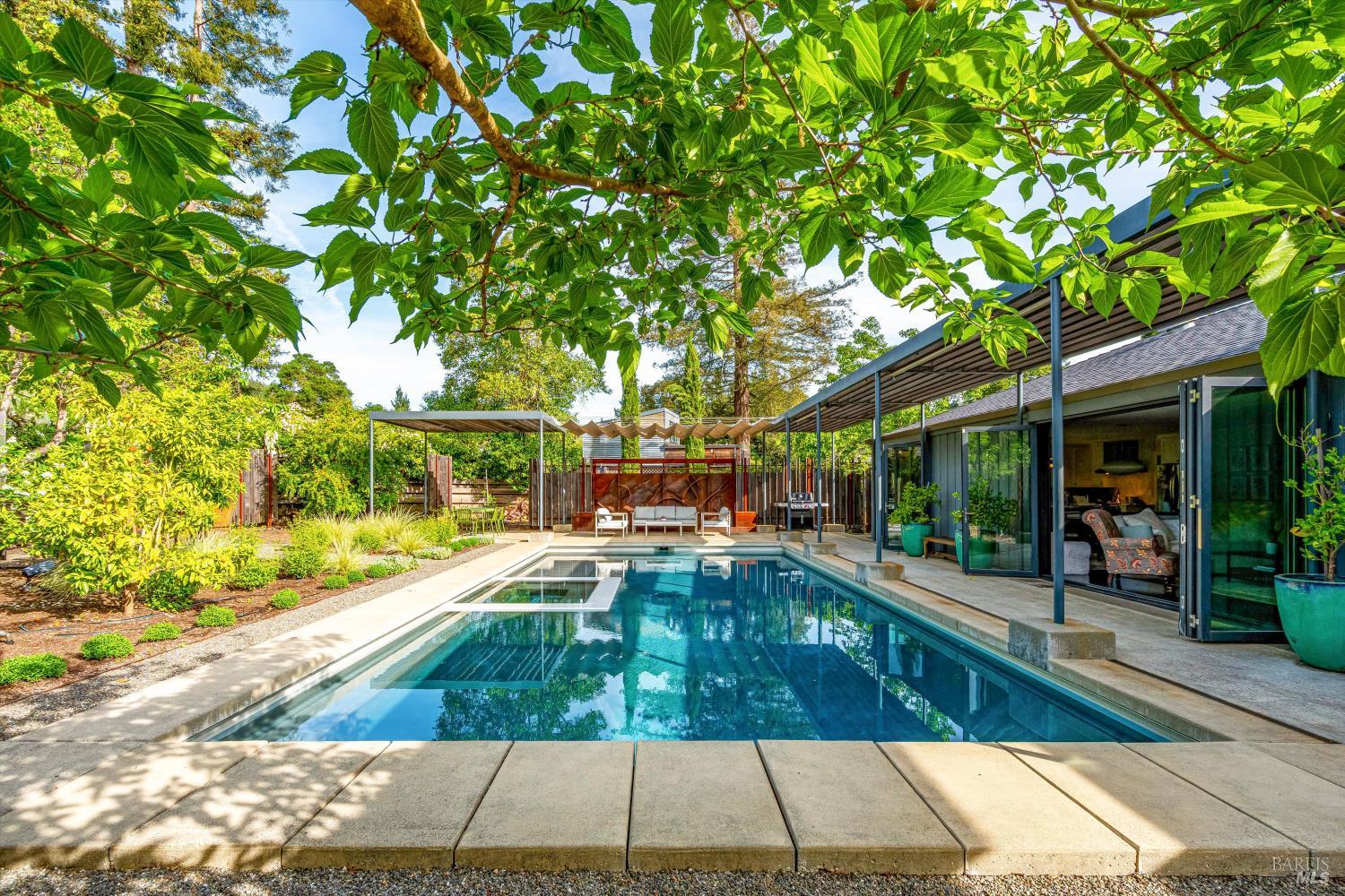 1843 Spring Mountain Court St. Helena CA 94574