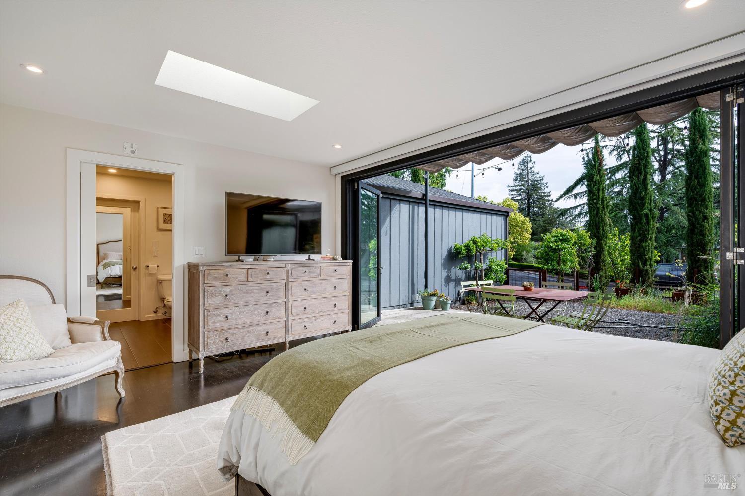 1843 Spring Mountain Court St. Helena CA 94574