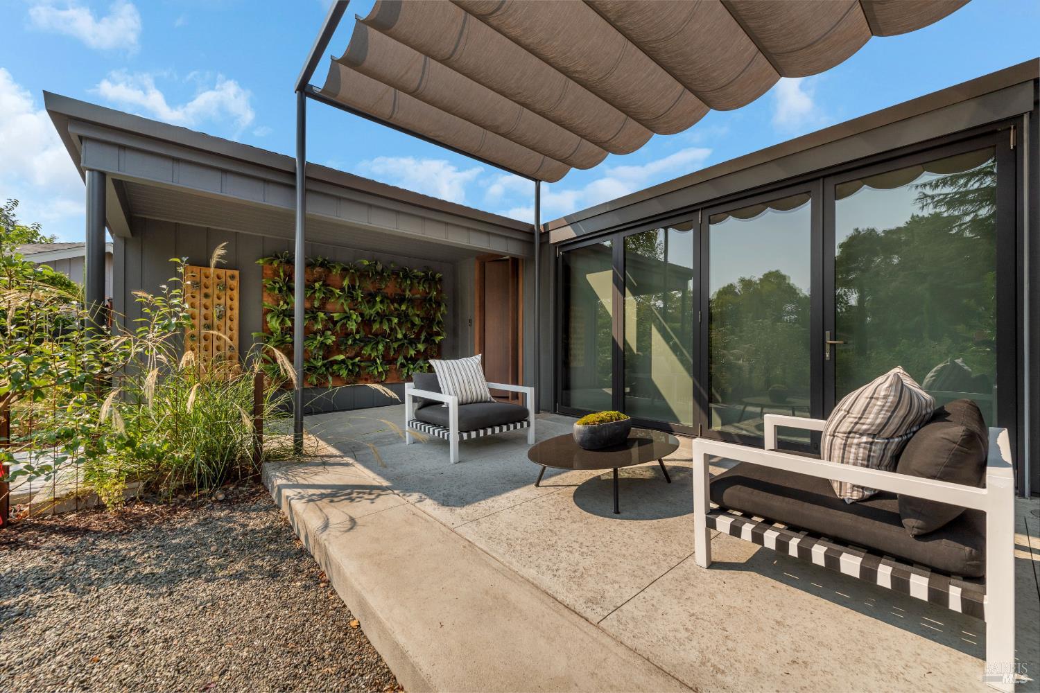 1843 Spring Mountain Court St. Helena CA 94574
