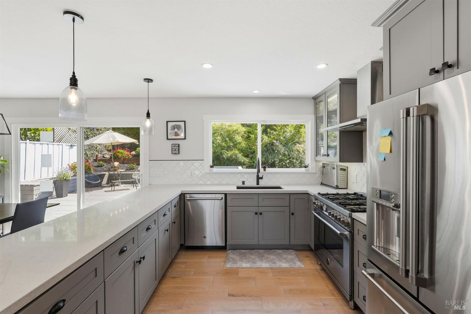 476 Creighton Way Oakland CA 94619