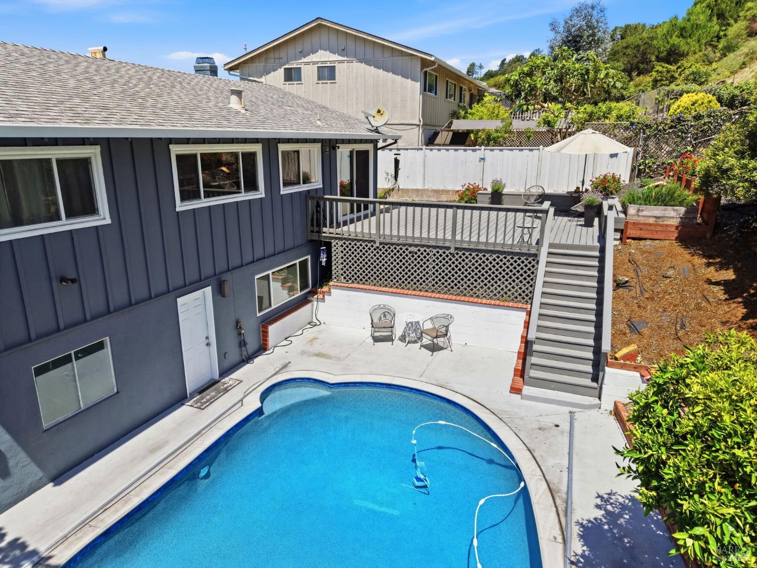 476 Creighton Way Oakland CA 94619