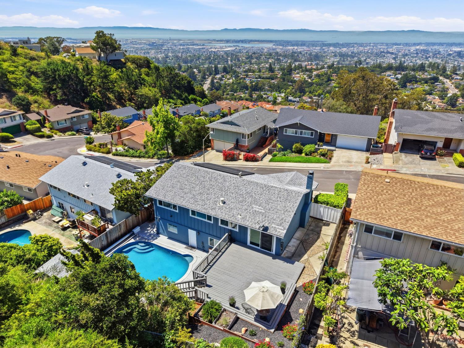 476 Creighton Way Oakland CA 94619