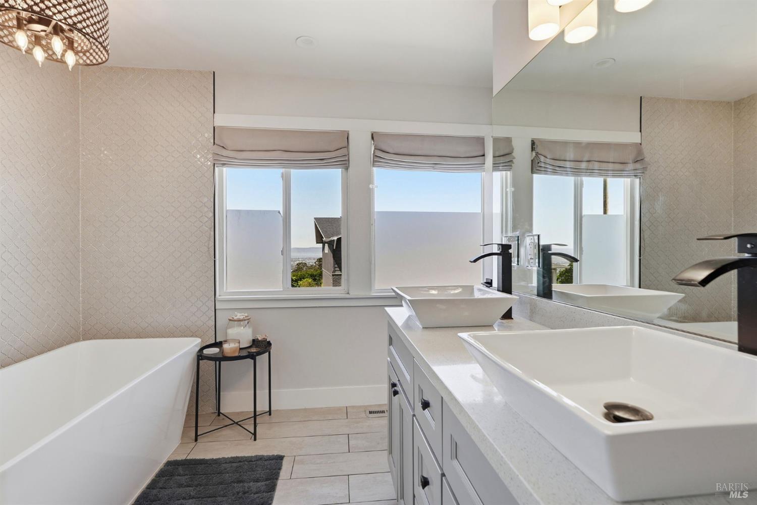 476 Creighton Way Oakland CA 94619