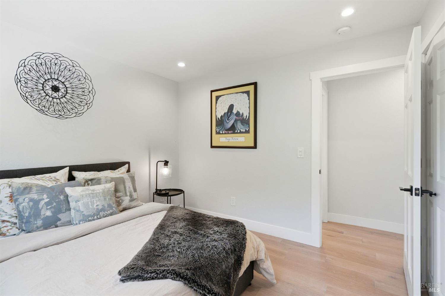 476 Creighton Way Oakland CA 94619