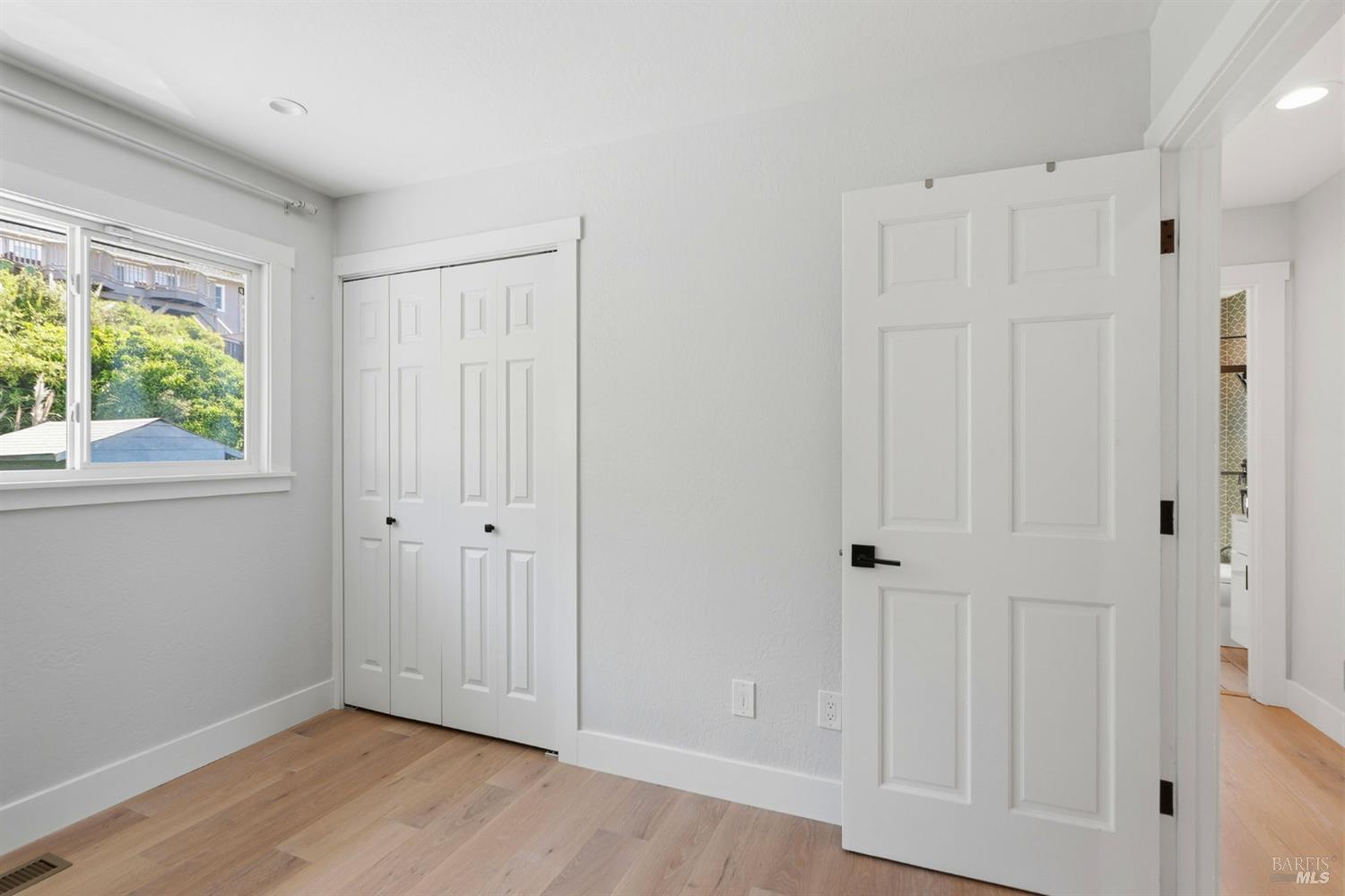476 Creighton Way Oakland CA 94619