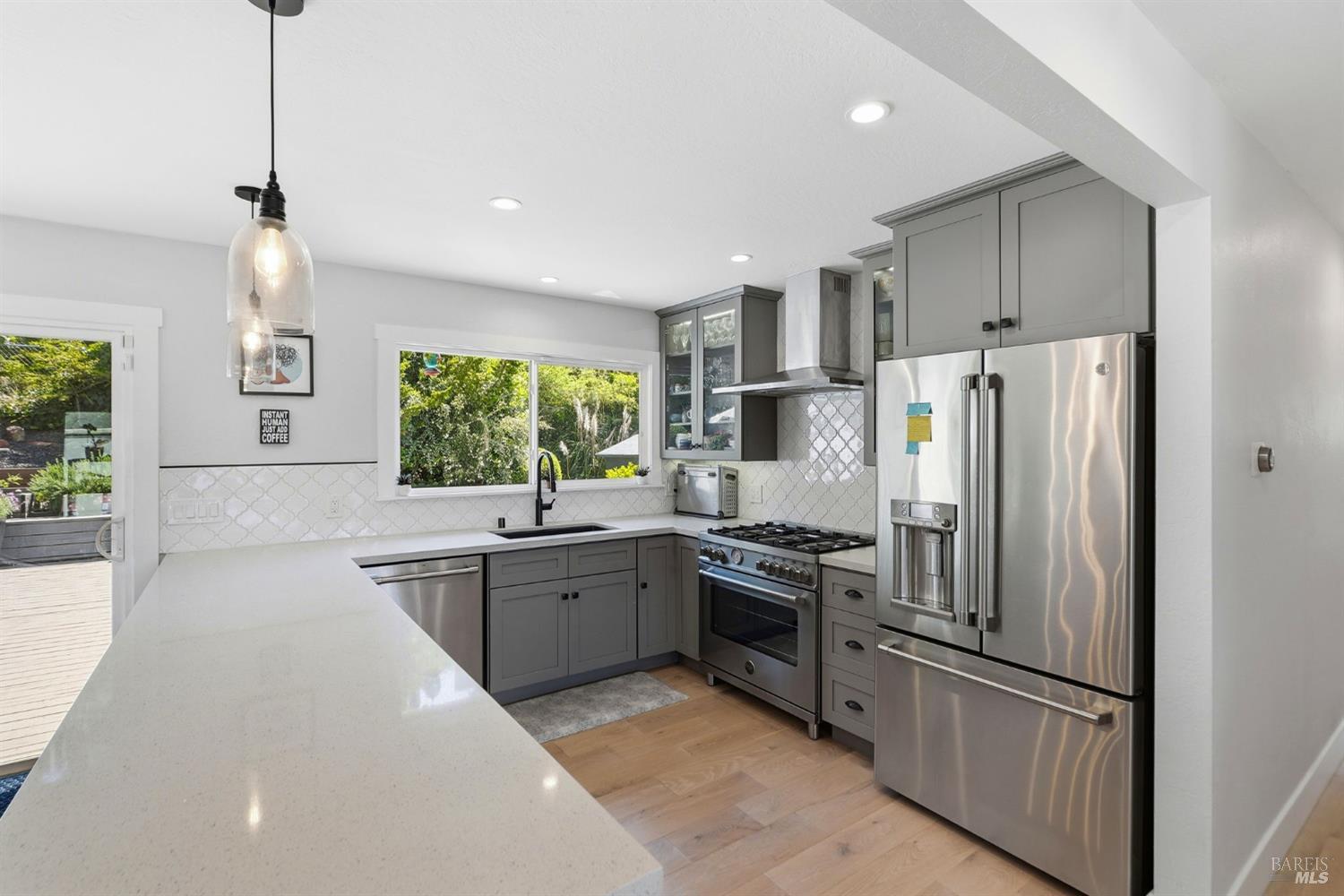 476 Creighton Way Oakland CA 94619