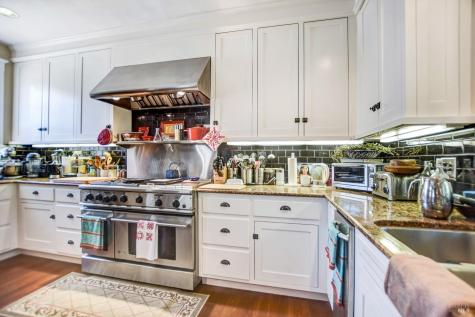 19450 Old Winery Road Sonoma CA 95476