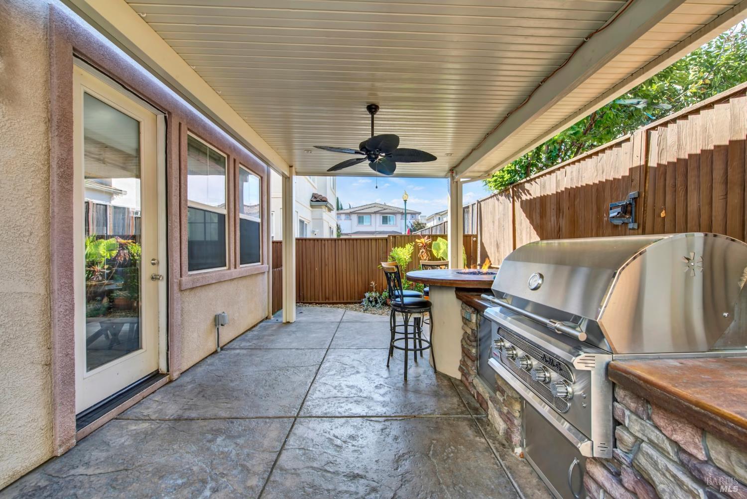 137 Barbera Court Vacaville CA 95687
