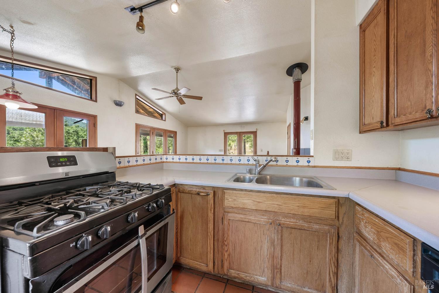 12790 Pine Avenue Potter Valley CA 95469