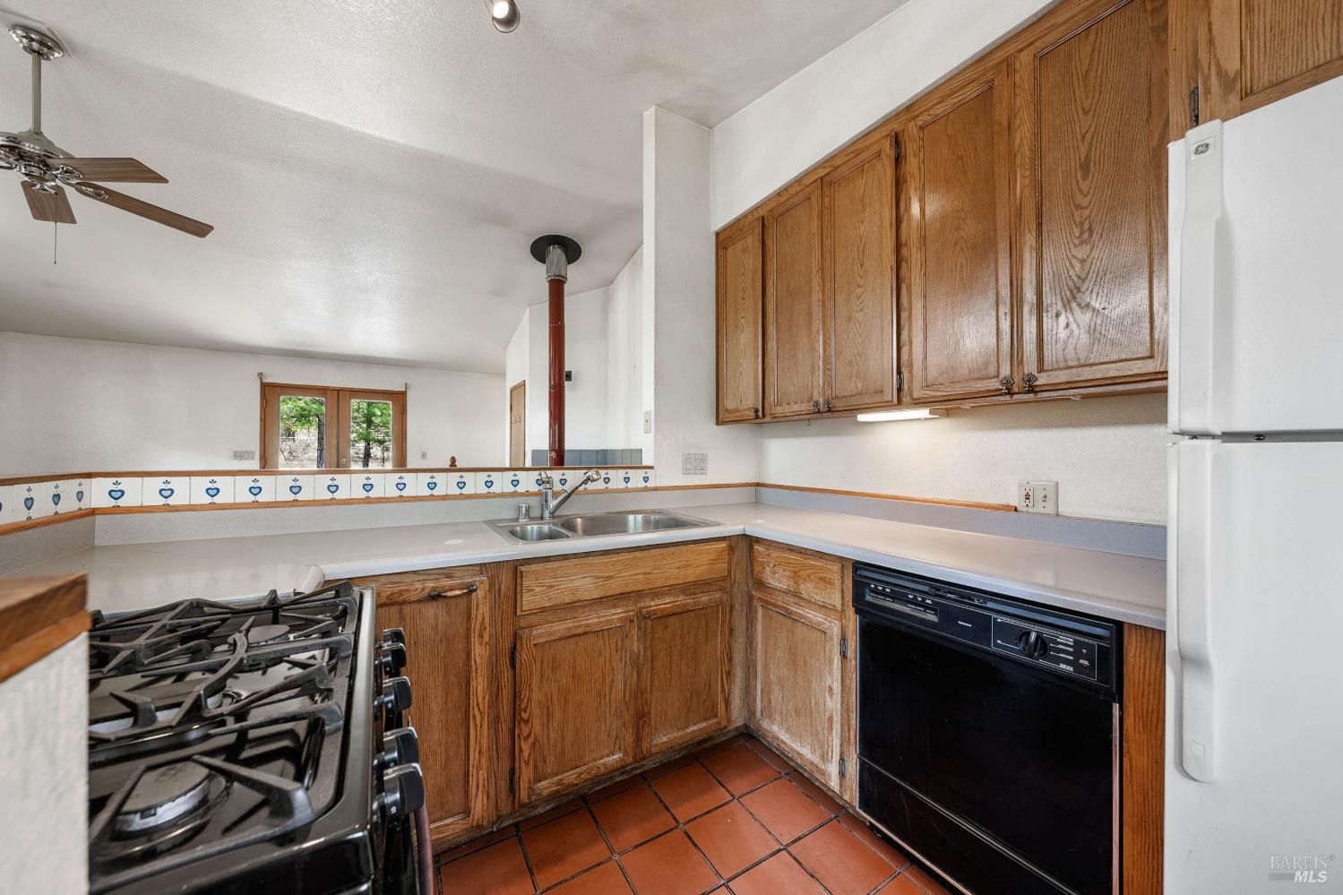 12790 Pine Avenue Potter Valley CA 95469