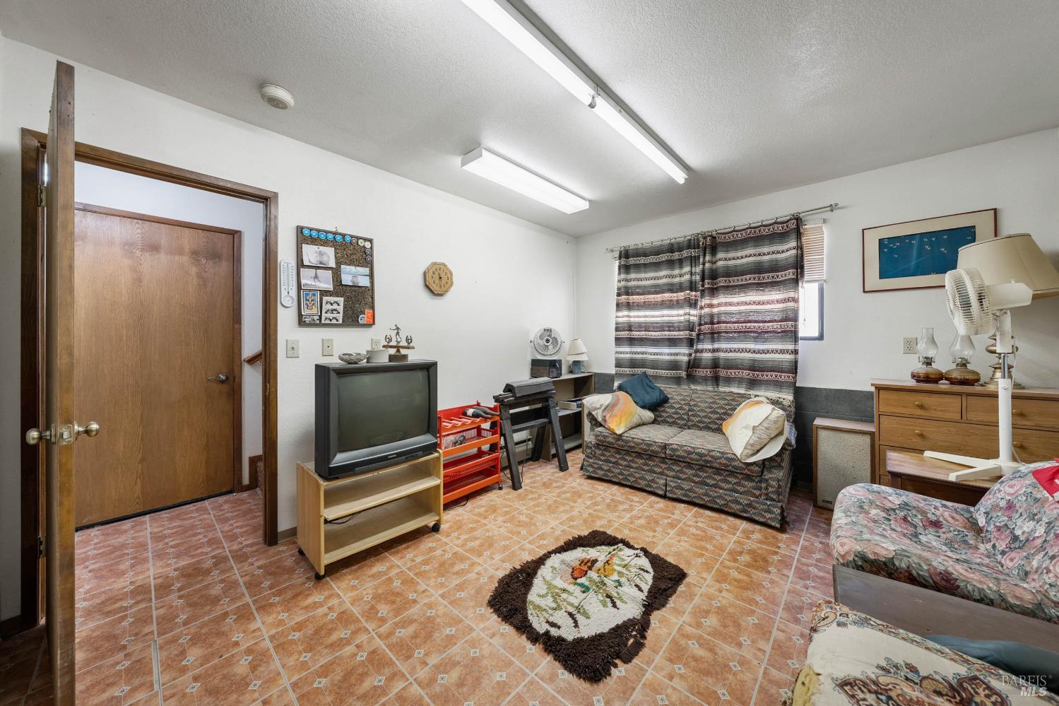 12790 Pine Avenue Potter Valley CA 95469