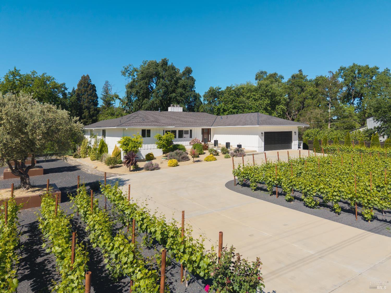 201 Silverado Trail N St. Helena CA 94574