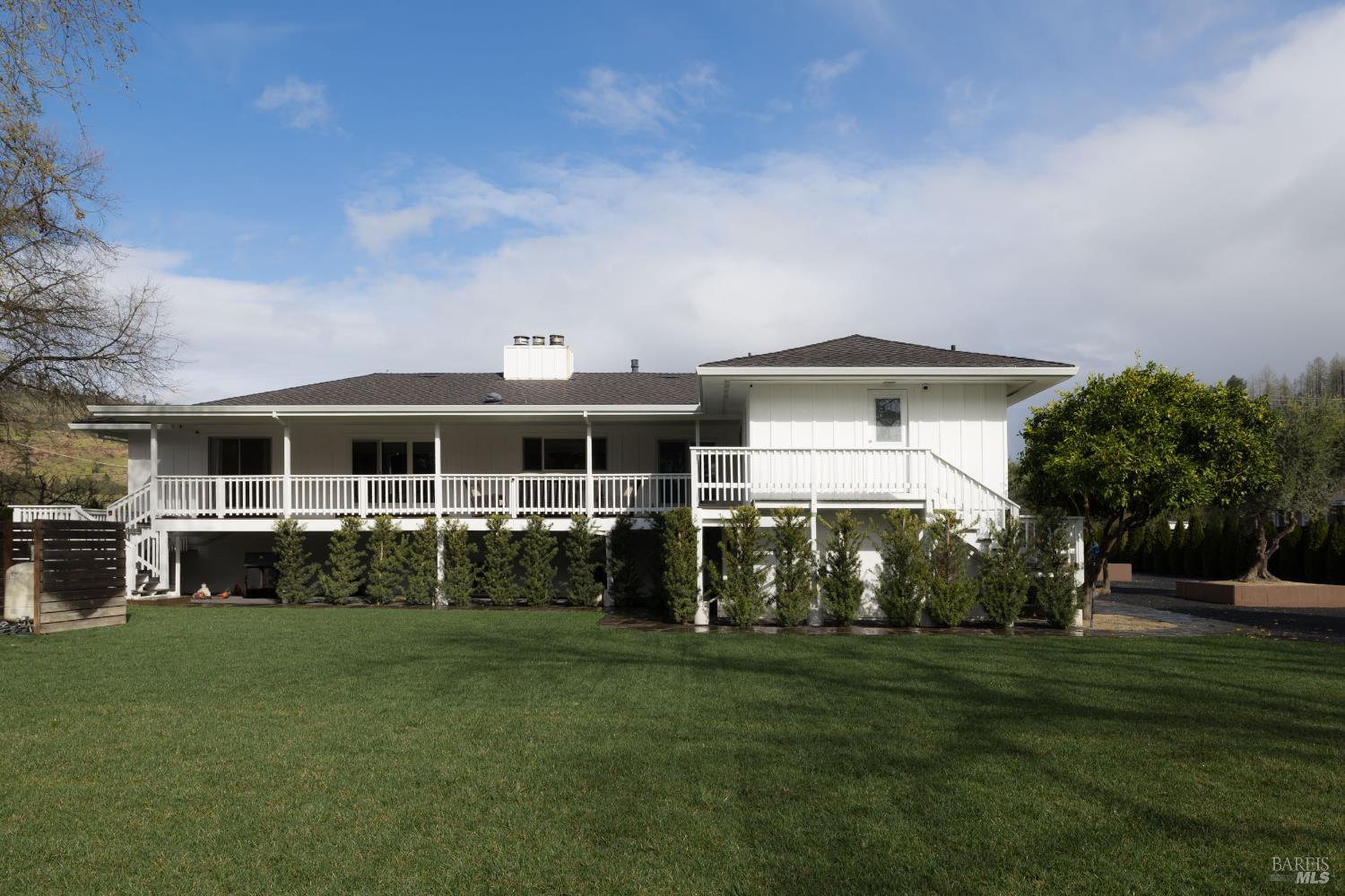 201 Silverado Trail N St. Helena CA 94574