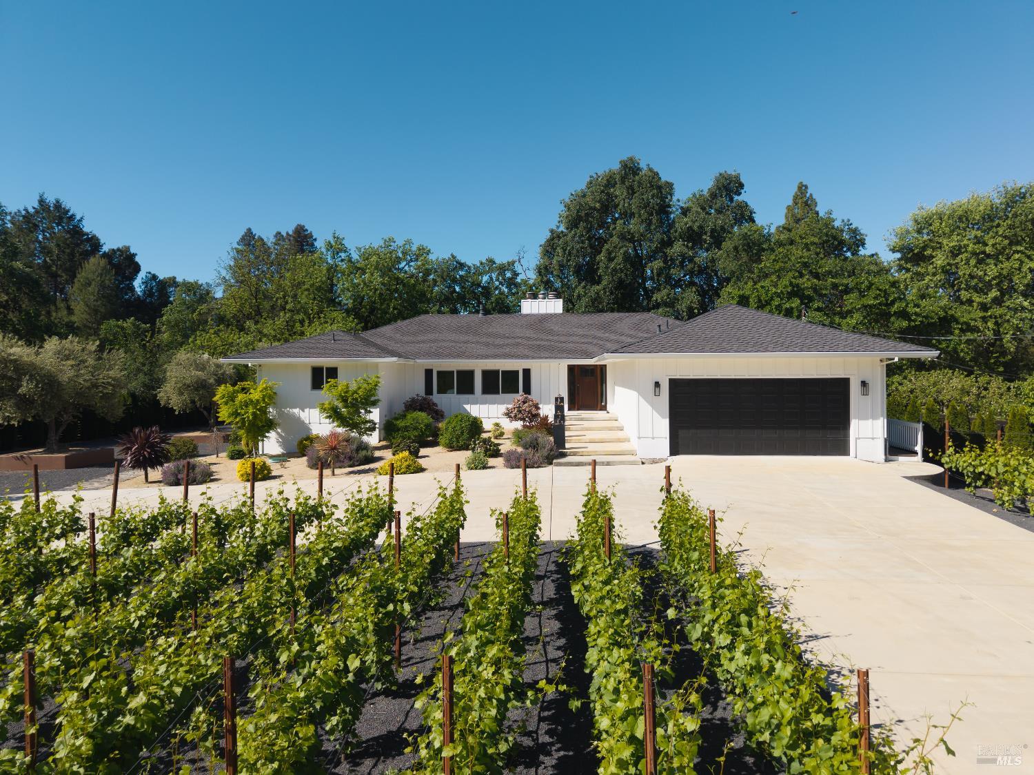 201 Silverado Trail N St. Helena CA 94574