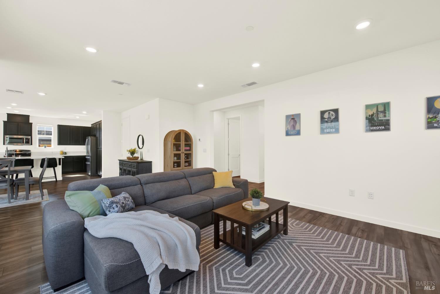 2432 Artisan Way Fairfield CA 94533