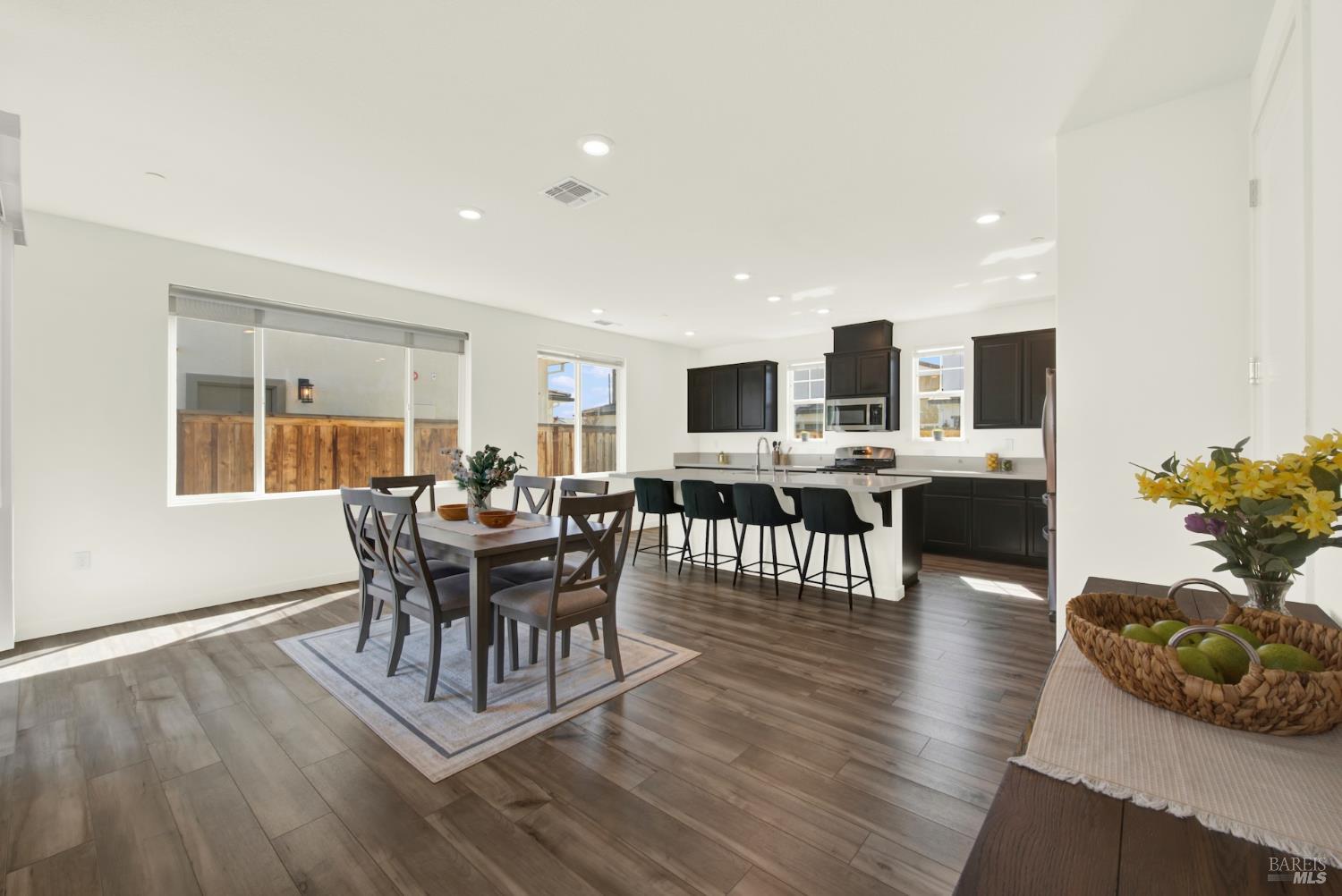 2432 Artisan Way Fairfield CA 94533