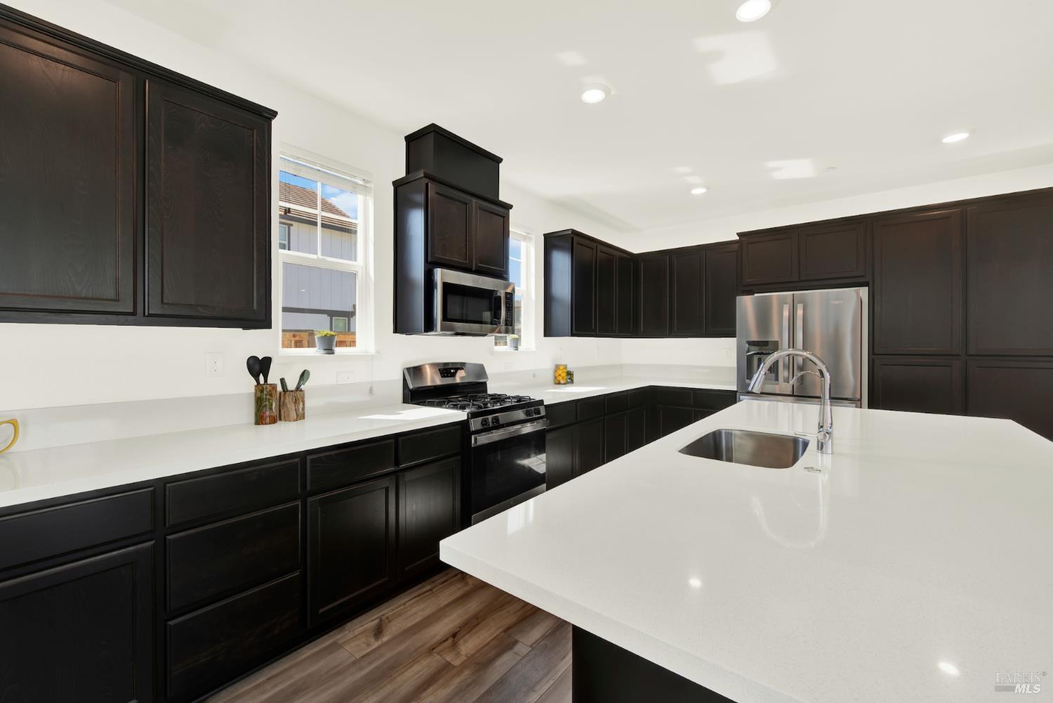 2432 Artisan Way Fairfield CA 94533