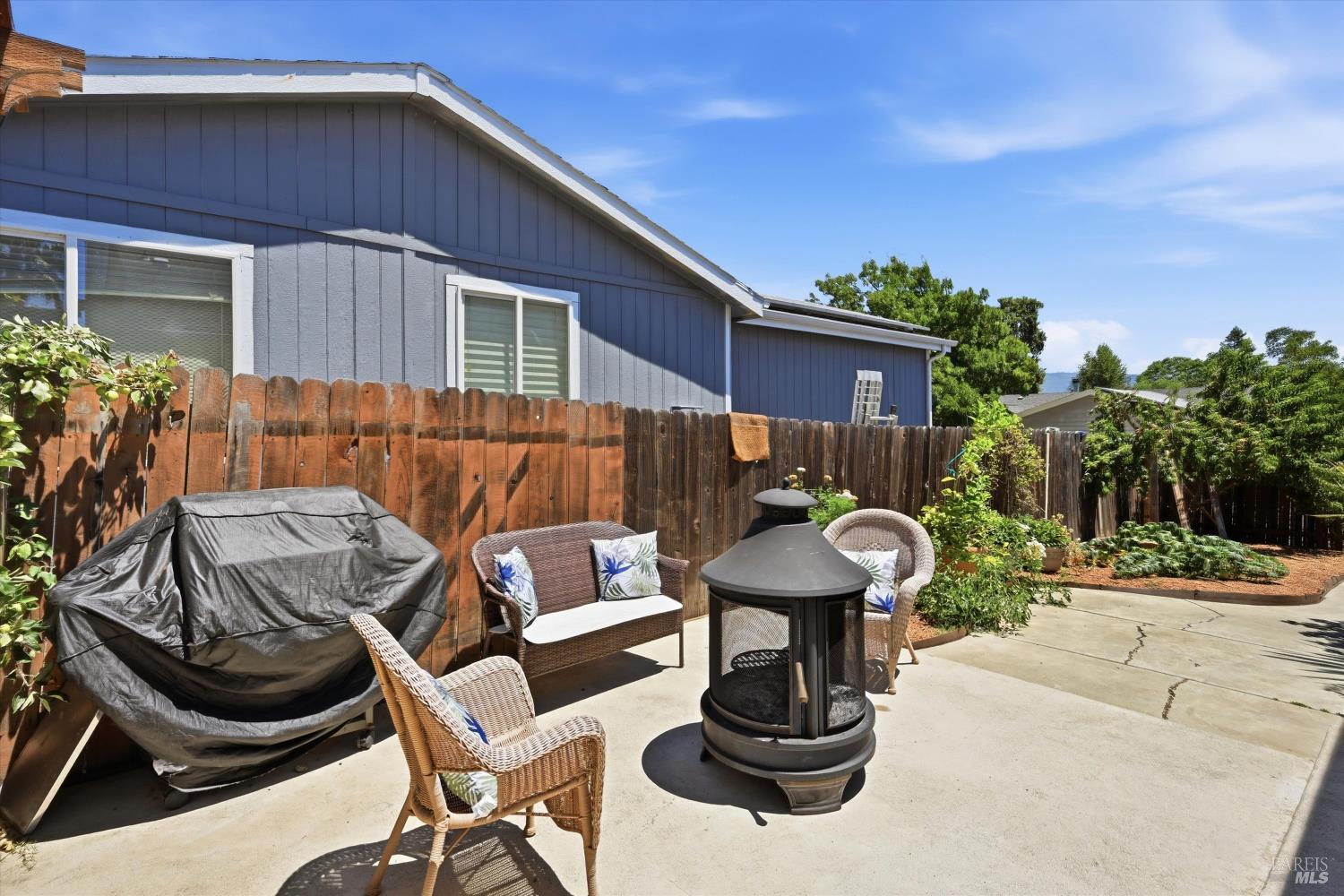 200 Island View Drive Lakeport CA 95453