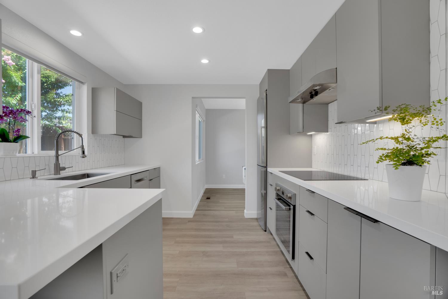 8 Capitola Court Napa CA 94559