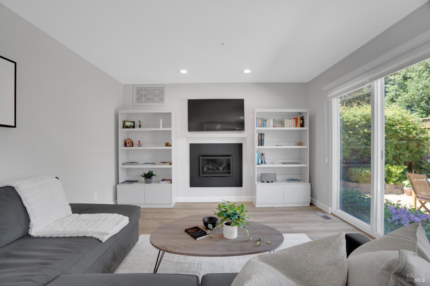 8 Capitola Court Napa CA 94559