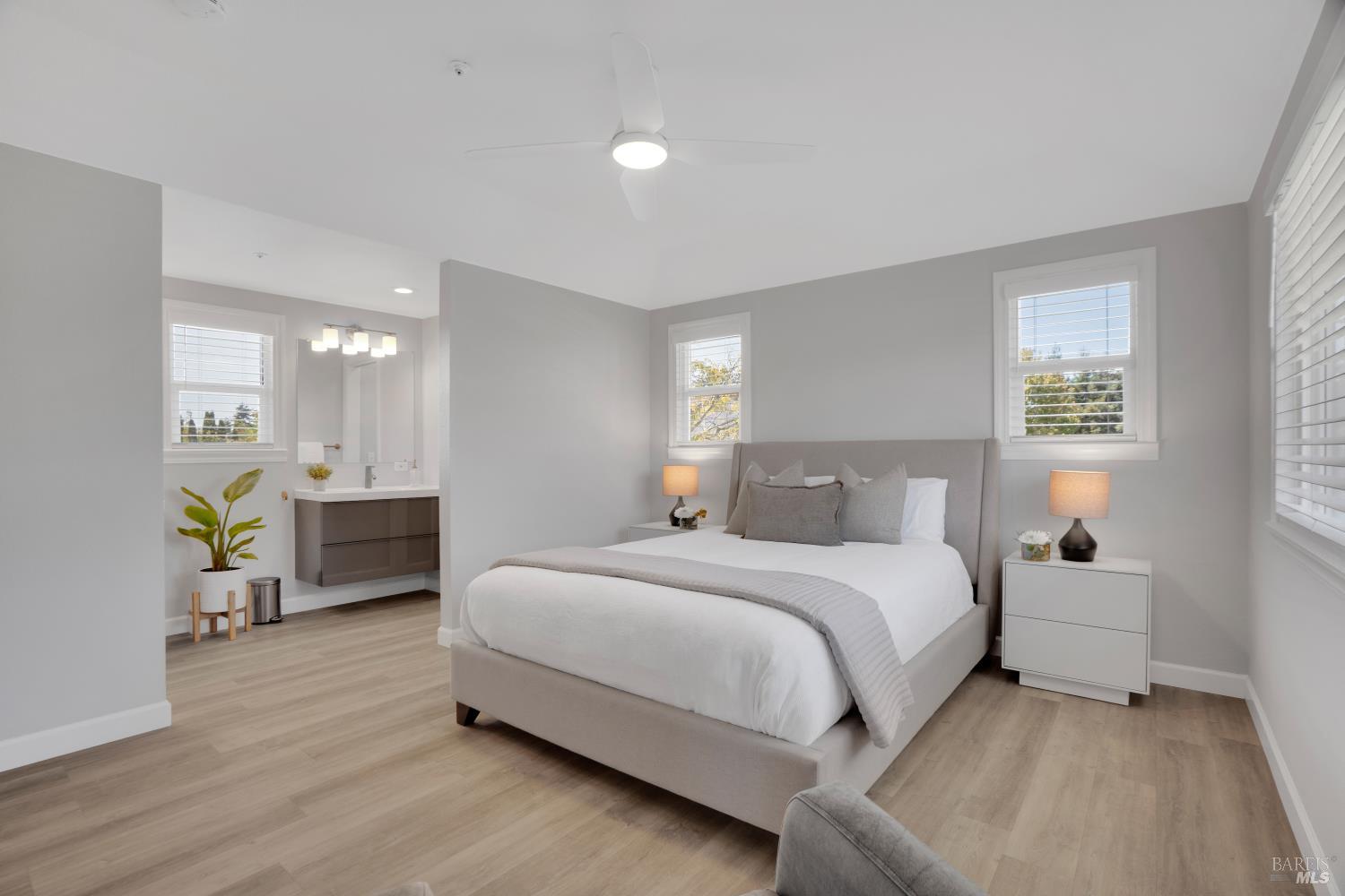 8 Capitola Court Napa CA 94559