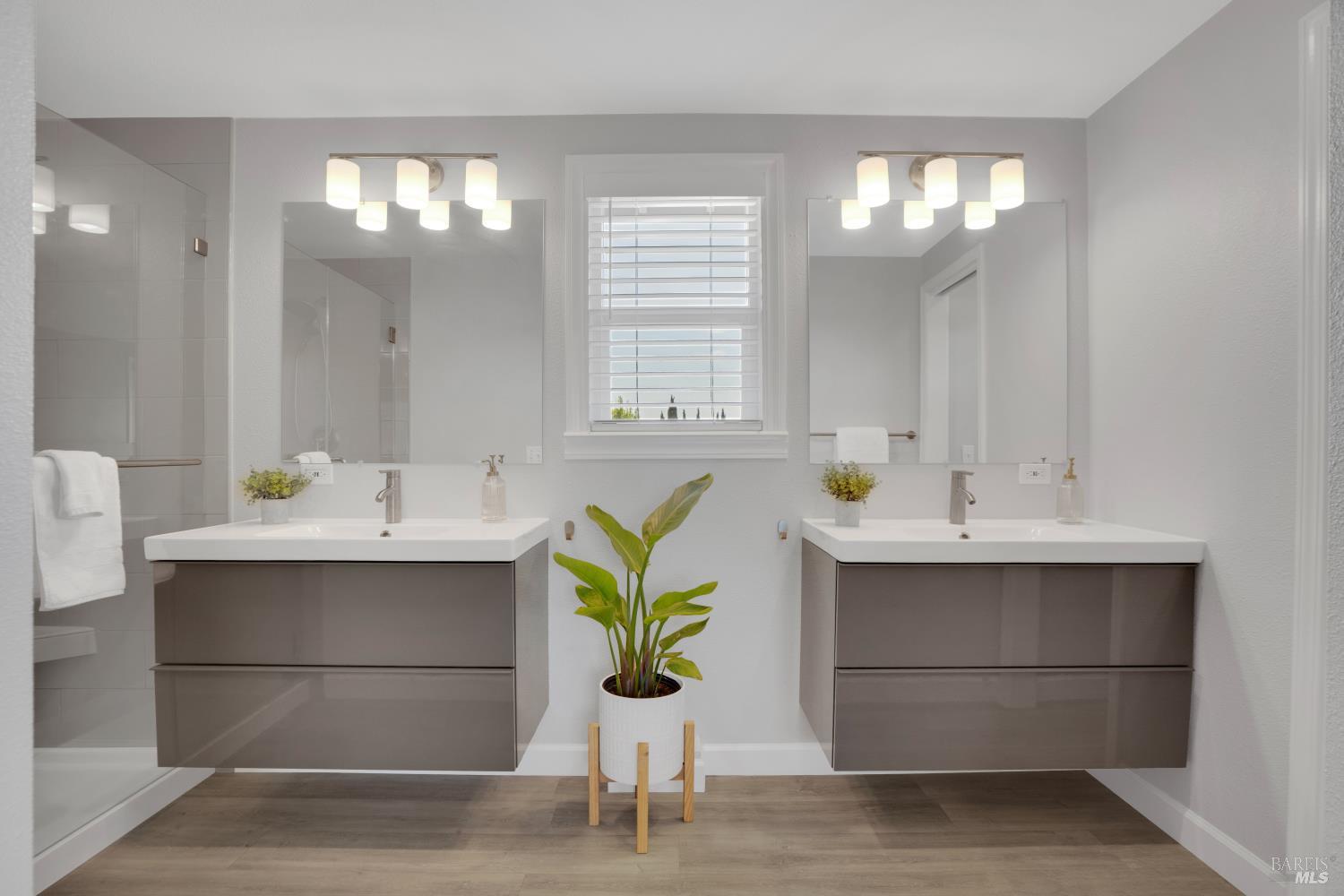 8 Capitola Court Napa CA 94559