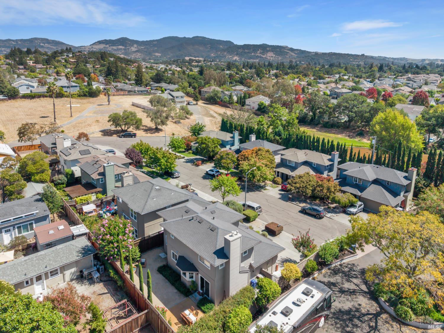 8 Capitola Court Napa CA 94559