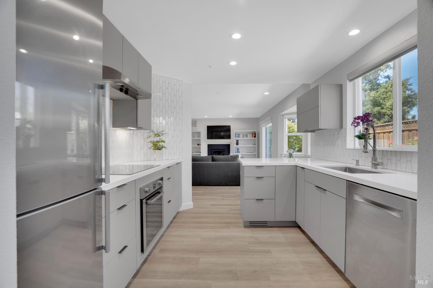 8 Capitola Court Napa CA 94559