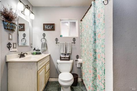 133 Bluebird Drive Windsor CA 95492