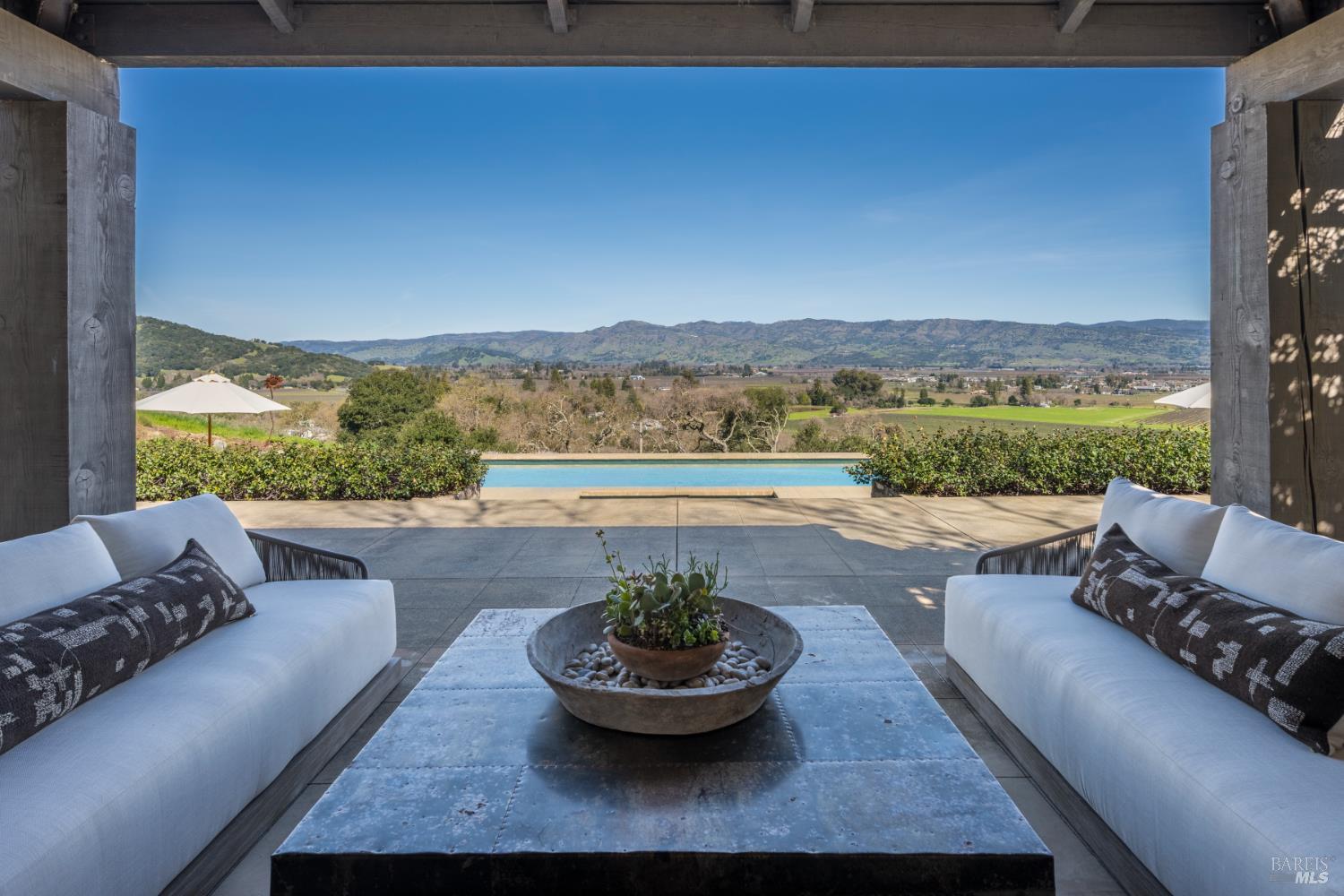 3075 Dry Creek Road Napa CA 94558