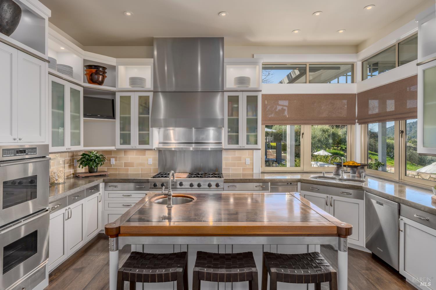 3075 Dry Creek Road Napa CA 94558