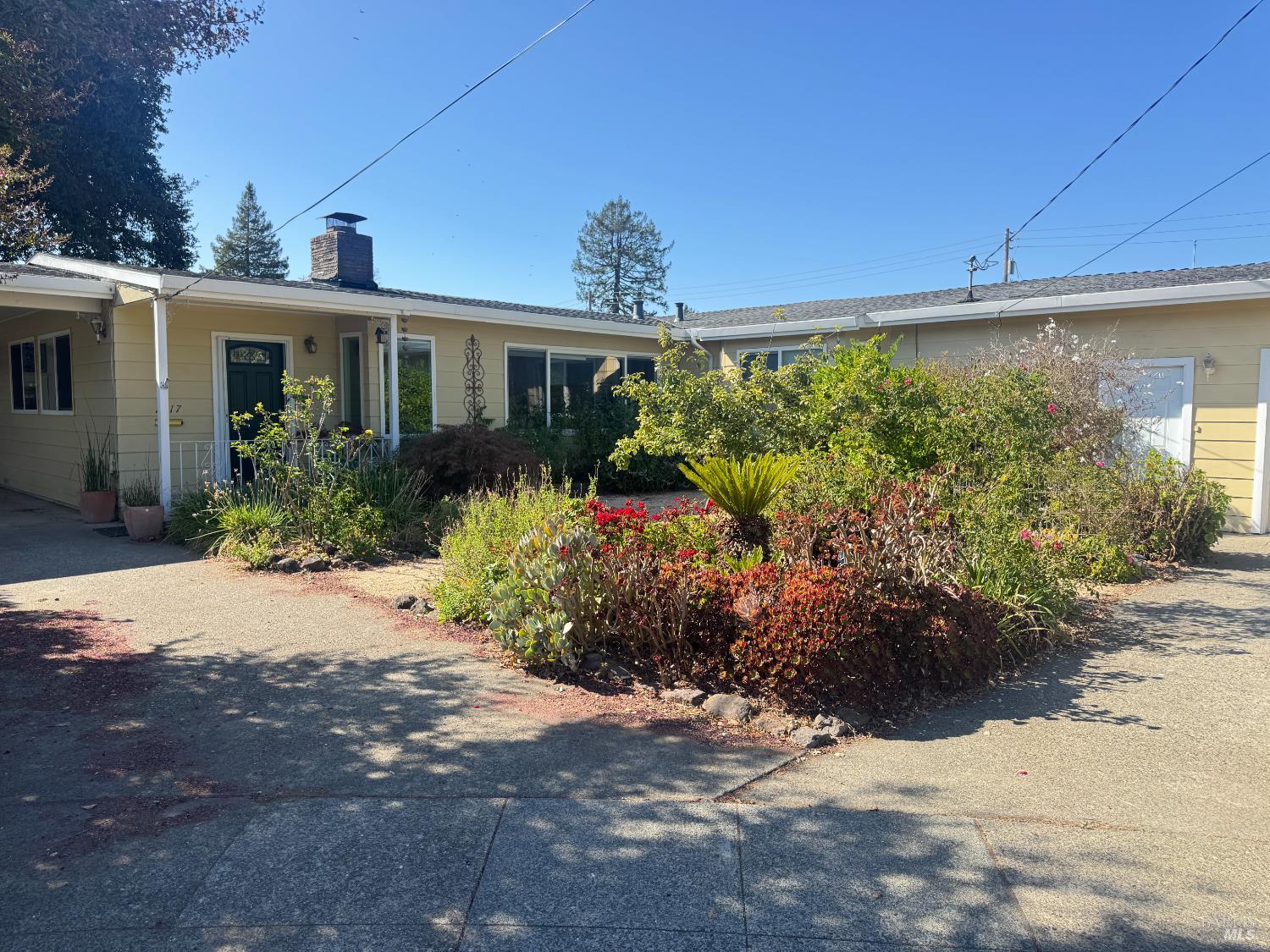 2117 Harris Court Santa Rosa CA 95401