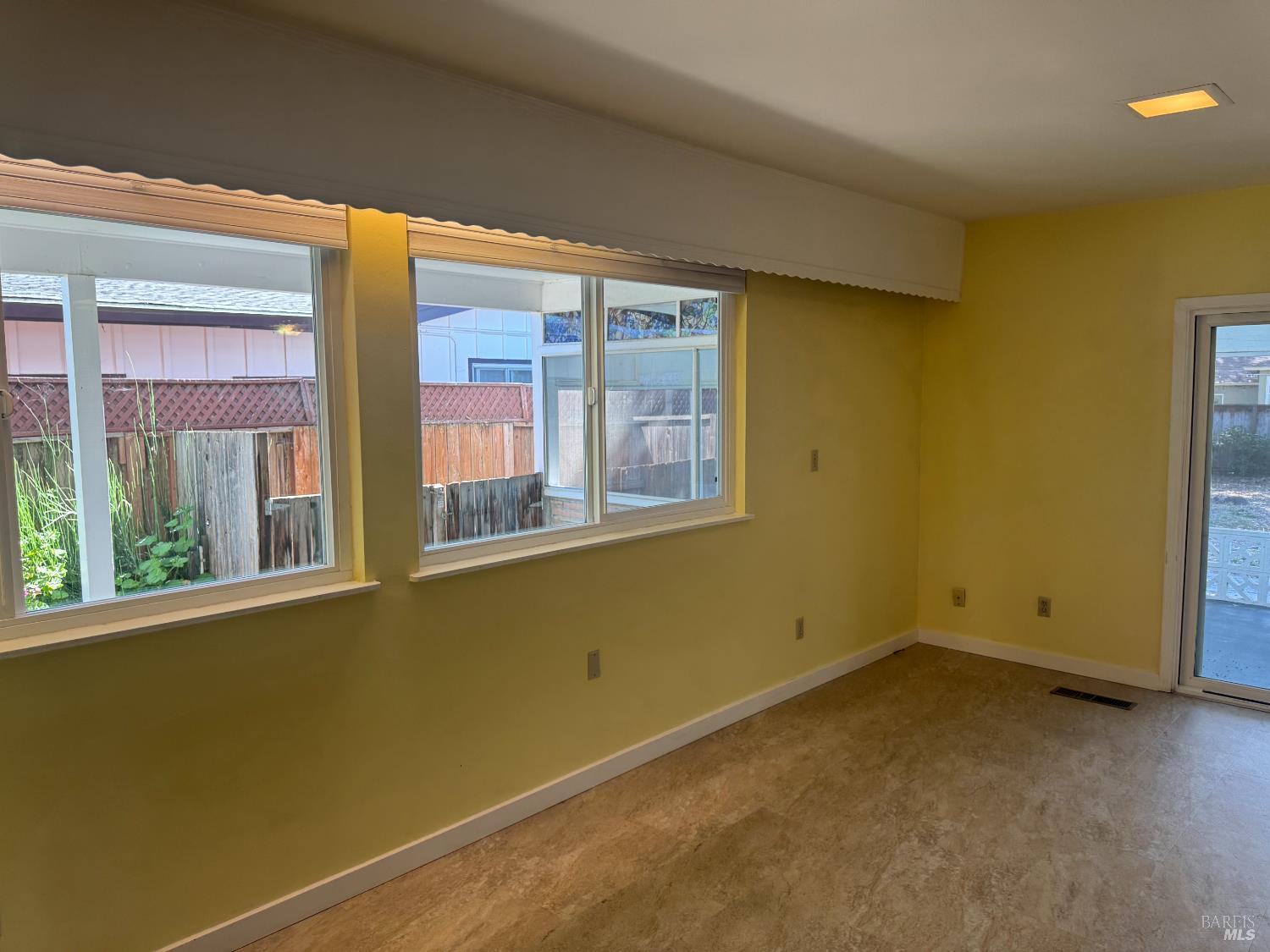 2117 Harris Court Santa Rosa CA 95401
