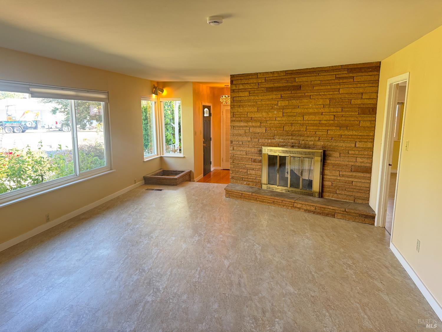 2117 Harris Court Santa Rosa CA 95401