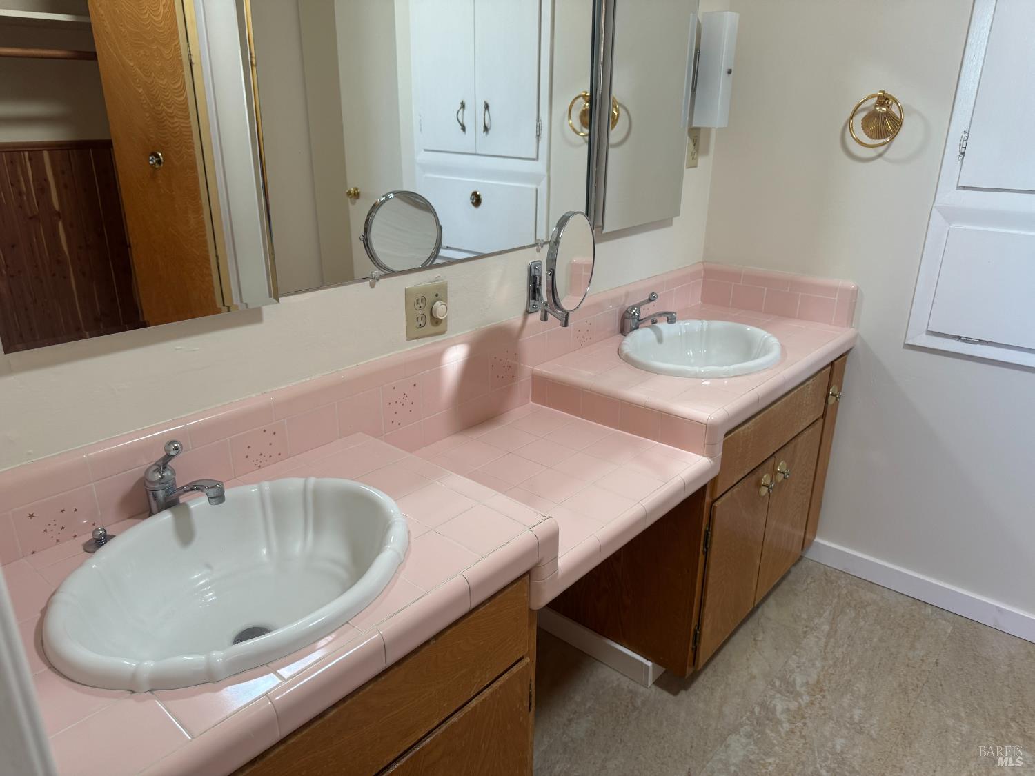 2117 Harris Court Santa Rosa CA 95401