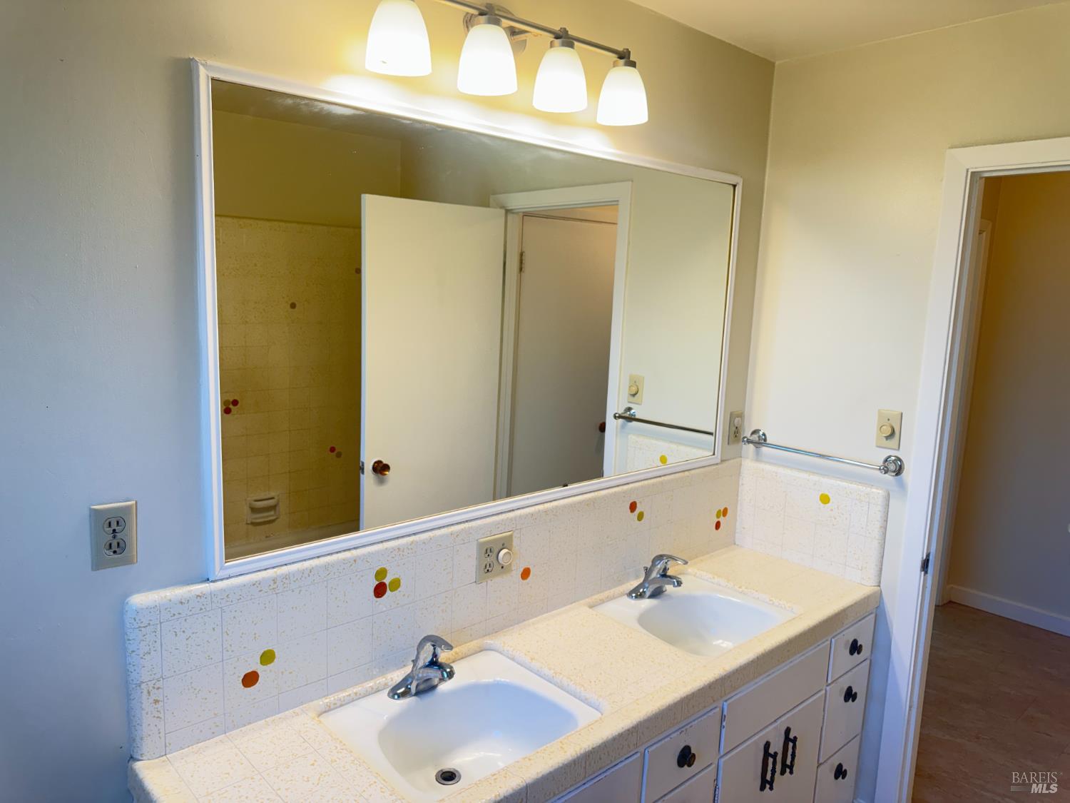 2117 Harris Court Santa Rosa CA 95401