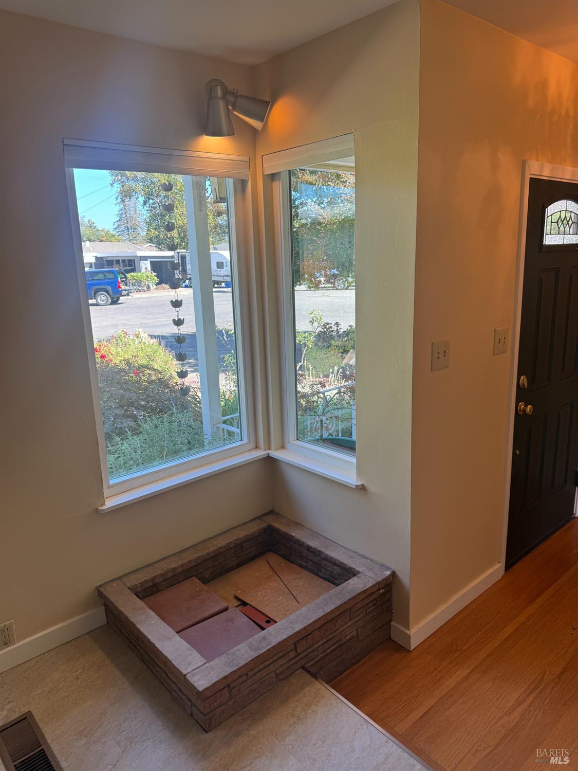 2117 Harris Court Santa Rosa CA 95401