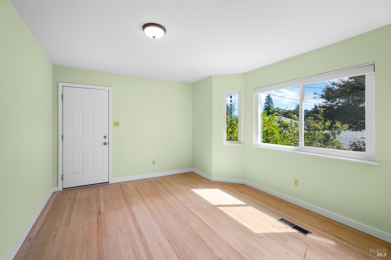 2117 Harris Court Santa Rosa CA 95401