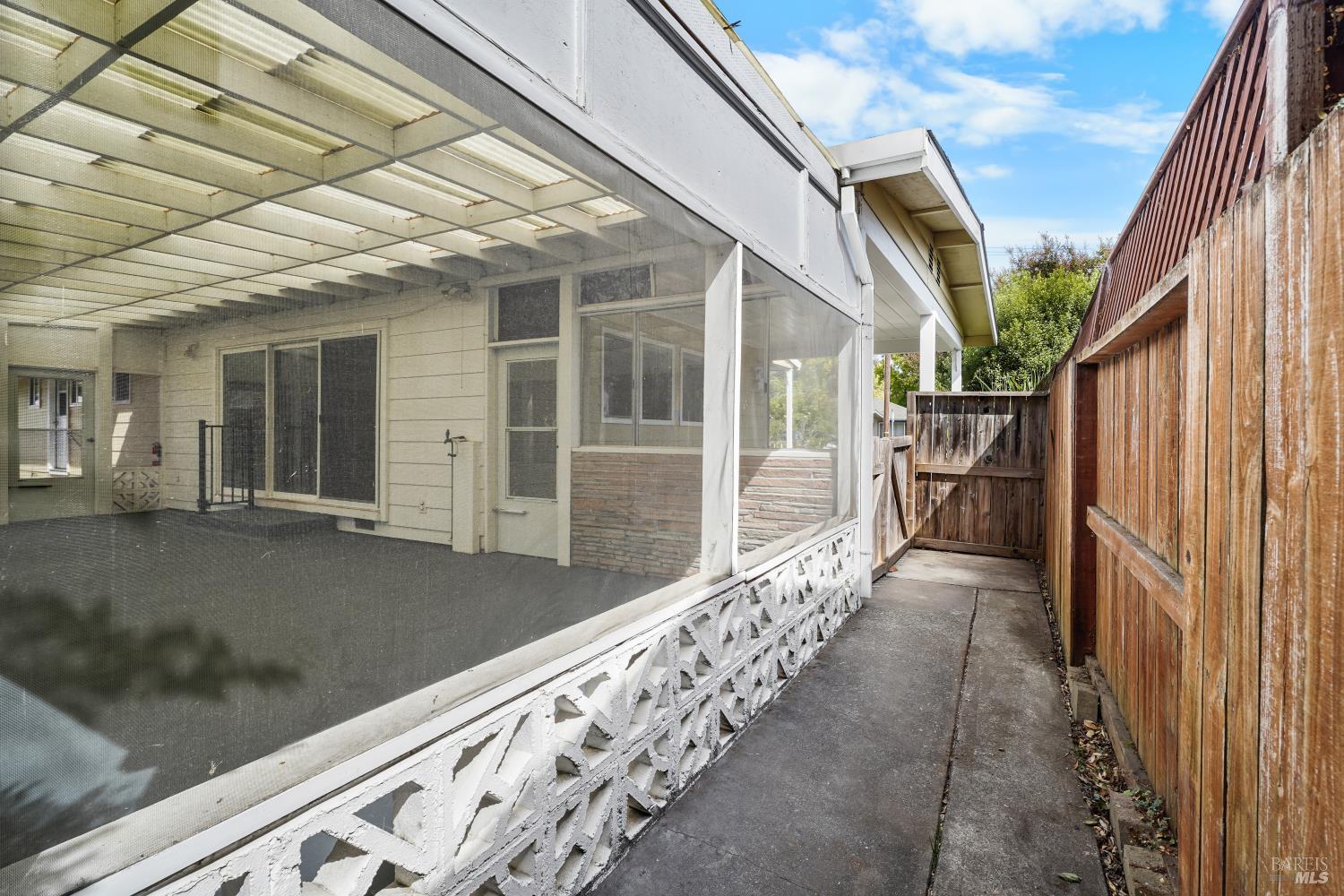 2117 Harris Court Santa Rosa CA 95401