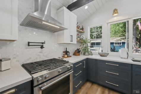 3184 Calistoga Road Santa Rosa CA 95404