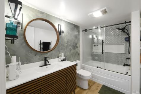 3184 Calistoga Road Santa Rosa CA 95404