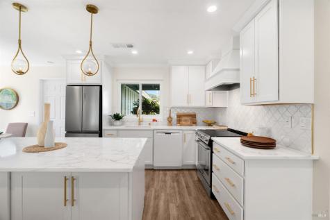 6694 Oakmont Drive Santa Rosa CA 95409