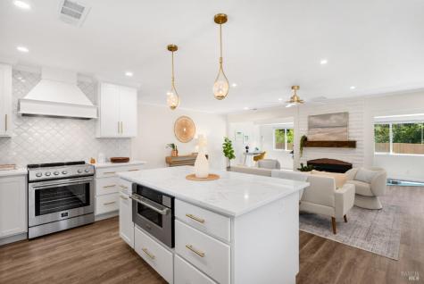 6694 Oakmont Drive Santa Rosa CA 95409